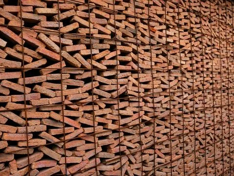 Stacked Red Clay Bricks in Construction Site - Traditional Building Materia.. Stockfoto's