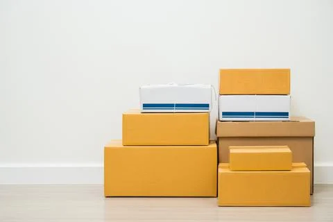 Stacking of box parcel cardboard mock up on blank space white background. 스톡 사진