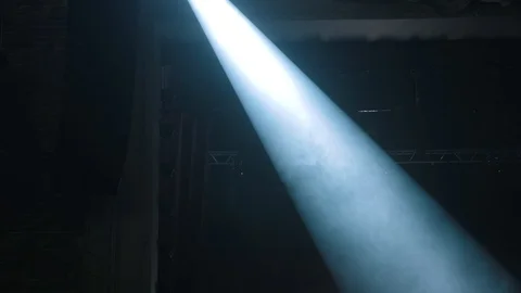 Stage light is directed to the stage. Vídeo Stock 108176061
