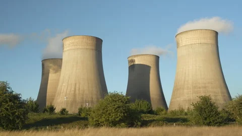 Staggeringly tall cooling towers of a coal fired power station in Ratcliffe Stock Footage 262684025