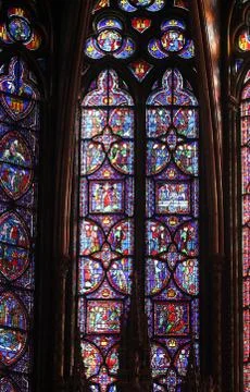 Stained glass window in La Sainte-Chapelle in Paris Foto stock