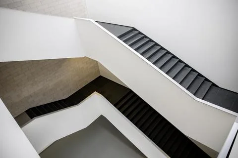 Stair flights. Black and white stairs. Atrium with stairs Foto stock