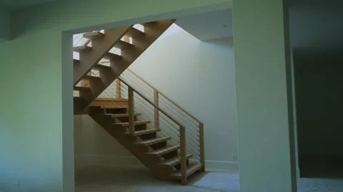 Stair in new development basement of new house Vidéo 253428384