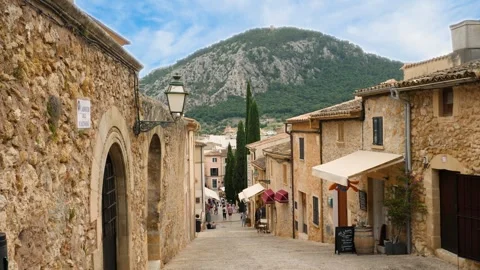 Staircase in Pollenca, Majorca Stock-Footage 244390405