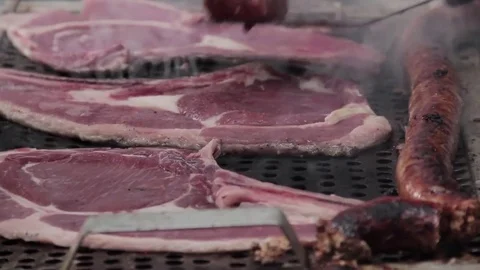 Stakes in the grill - Asada Video stock 84804206