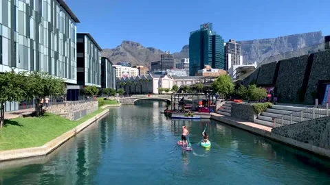 Stand up Paddle boarding in Cape Town. Video stock 171613595
