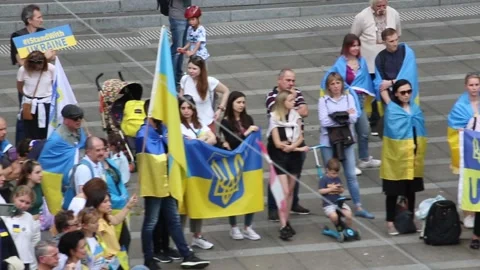 Stand with Ukraine rally Видео 194464507