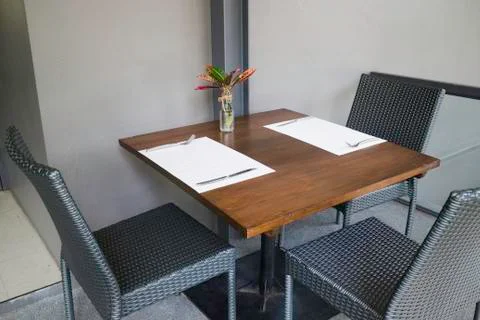 Standard table setting of hotel restaurant Stock-Fotos