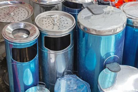 Standing Ashtrays Trash Cans Stock-Fotos