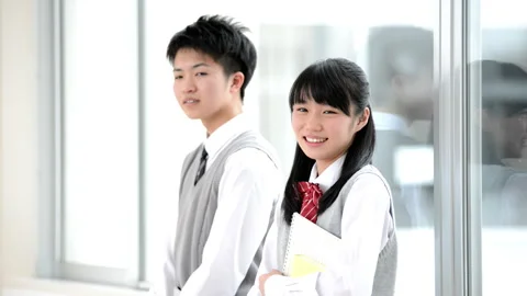 Standing Student in the Hallway Vidéo 332542267