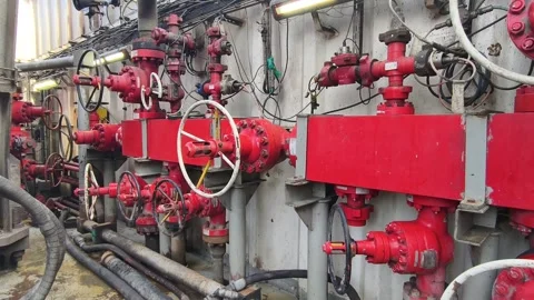 Standpipe Manifold and High-Pressure Valve Assembly 스톡 동영상 337801816