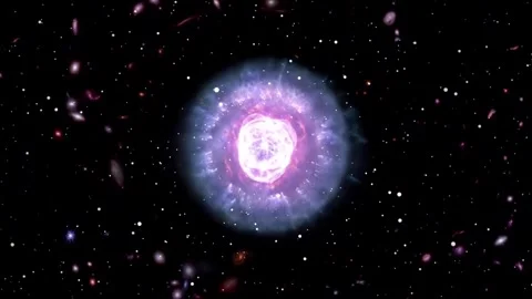 Star exploding into a supernova forming a glowing planetary nebula. Stockbeeldmateriaal 347501126