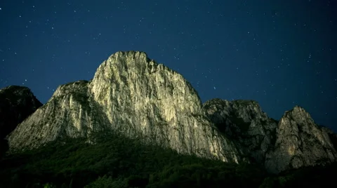 Star timelapse over mountain peak Video stock 61321086