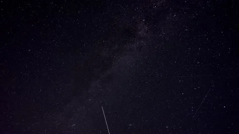 Star Trails In Night Sky, Видео 169597528