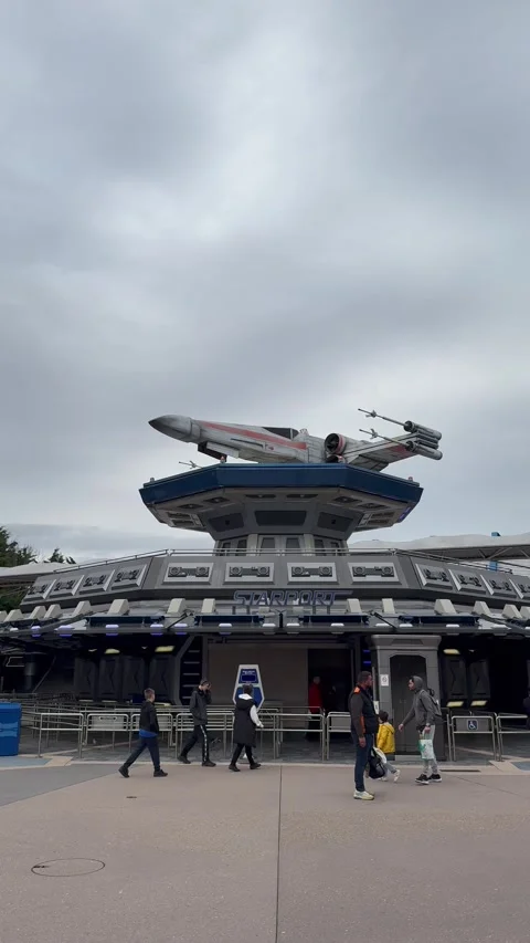 Star Wars, Disneyland Paris 16 Stock Footage 306351953