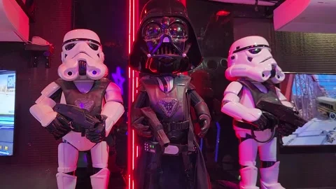 Star Wars figurines real full-size Stock-Footage 251447324