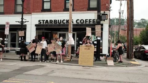 Starbuck Workers on Strike Stock Footage 213937685