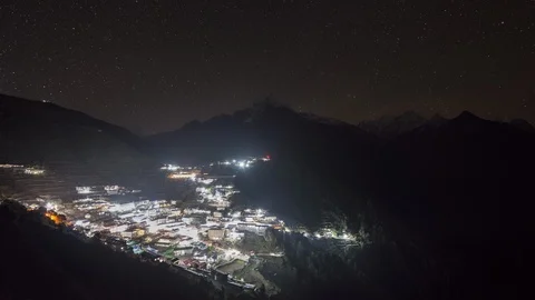 Starry sky over Namche Bazaar Stock Footage 121493470