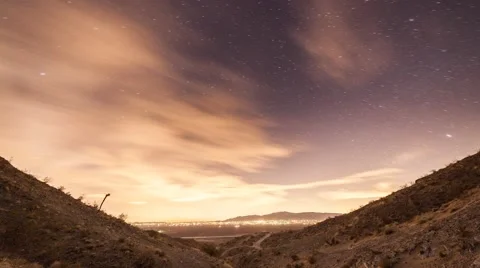 Stars over Desert as Clouds move in Video stock 60693953