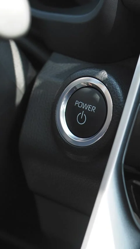 Start and stop function demonstrated on modern vehicle dashboard 스톡 동영상 307479868