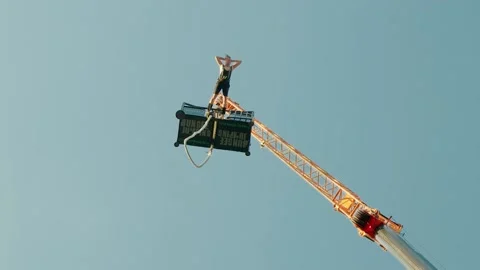 Start of a bungee jump Stock Footage 136173432