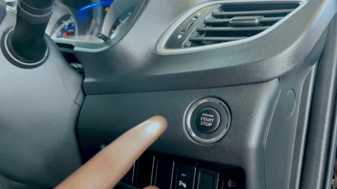Start car engine. 스톡 동영상 155437212