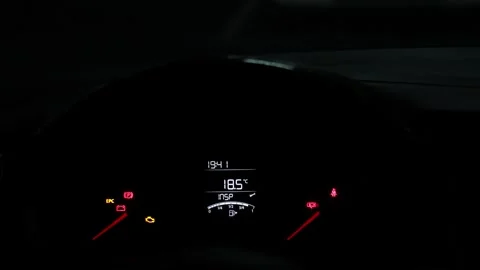 Start-Up Glow: The Dashboard’s Dance Vidéo 275145808