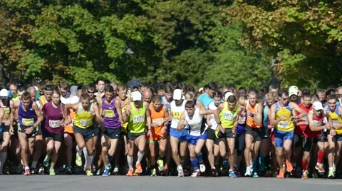Start of marathon slow motion 100 fps Video stock 55886792
