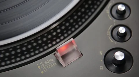 Start playing gramophone record Stock Footage 48955581