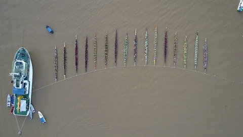 The start point boat race Stock Footage 124115215