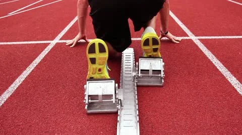 Start of sprinter in stadium Video stock 11519480