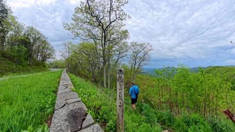 Starting at Hannah Run Trailhead Stockbeeldmateriaal 332609699
