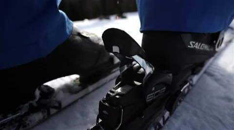 Starting to Ski 1080p HD 库存影片 44456857