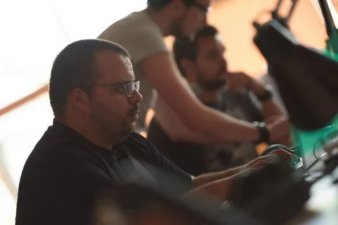 Startup business, software developer working on computer startup business,... 库存照片