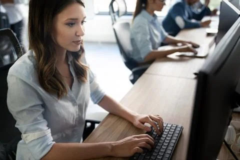 Startup programmer people group working everyday job at modern office Stock-Fotos