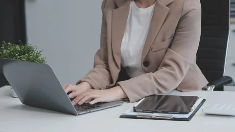 StartUp Programming Team. Website designer working digital tablet dock keyb.. Vídeos de archivo 273381976