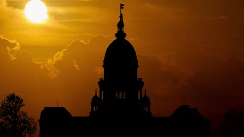 State Capitol of Illinois, Time Lapse at Sunset with Red Sun and Fiery Sky, USA Stock Footage 287735791