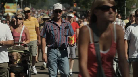 State Fair crowd Stock-Footage 36007537