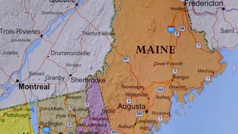 STATE OF MAINE ROADMAP.  4K, ECU, MACRO SLIDER SHOT. Vídeos de archivo 159020969