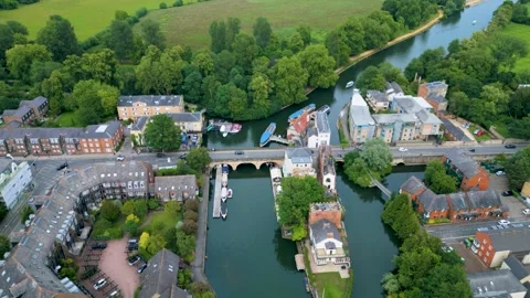 Static Aerial shot over the River Thames near Follys Bridge Oxford 库存影片 338308268