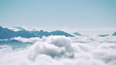 Static banner Timelapse wide 4k shot capturing waves of inversion clouds ro.. Vídeos de archivo 285518215