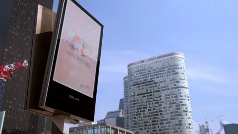 Static clip of digital display and Coeur Défense skyscraper in Paris Stock Footage 113602484