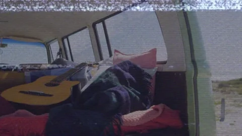 Static flickering starting camera panning and tilting camper focusing guitar for Видео 317229148