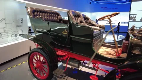 Static medium shot of 1907 Cadillac Model M antique early American automobile Stock-Footage 338285665