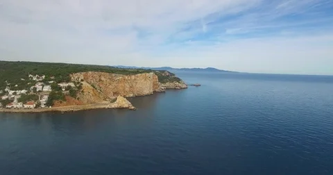 Static plan from the sea to the rocks Stock Footage 72999624