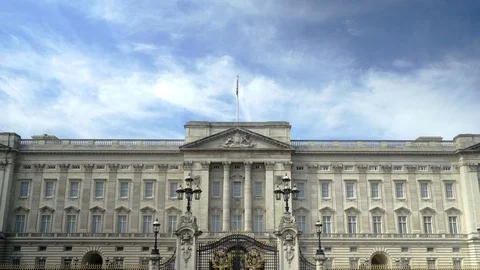 Static Shot of Buckingham Palace Vídeo Stock 124299497