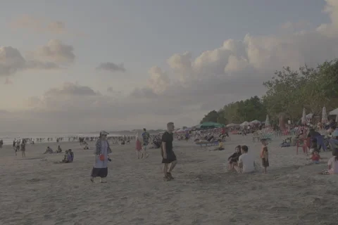 Static shot of Kuta Beach in Bali, Indonesia. Stock-Footage 246410634