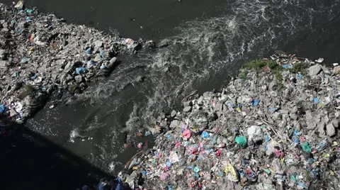 Static Shot: Polluted Bagmati river in Kathmandu, Nepal. 스톡 동영상 22223238