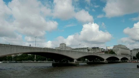 Static shot of Waterloo Bridge Stock Footage 79913358