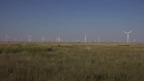 A static shot of the wind turbines of Texas, 4K. Video stock 244485634